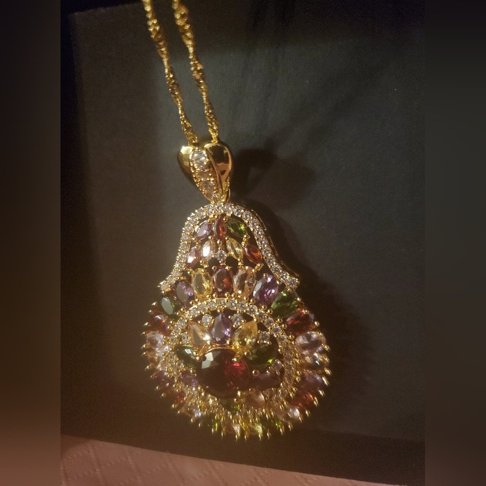 Necklace Jewel Tone Pendant Goldtone Link Chain 22"-26"Jewelry New